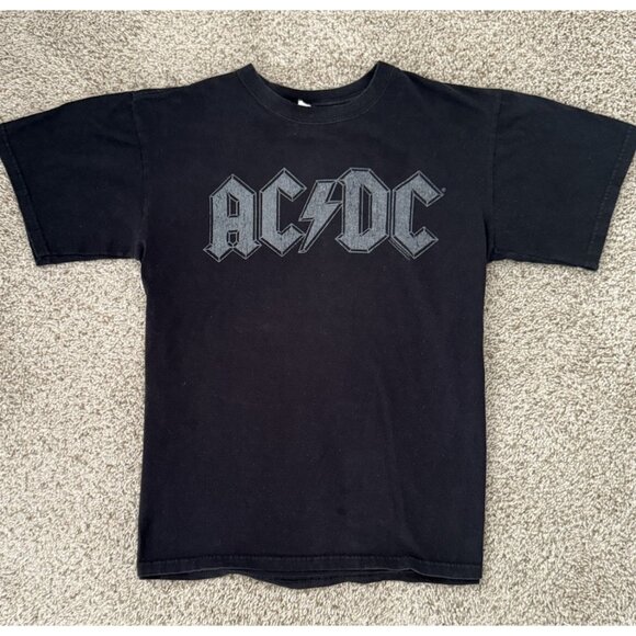 AC/DC Vintage 2004 Black Band T-Shirt Adult Size Medium Good Condition Pre Owned - Picture 1 of 7